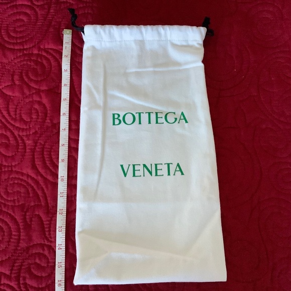 Bottega Venetta Flannel Drawstring Logo Purse Dust Bag  Adjustable drawstrings - Picture 1 of 5